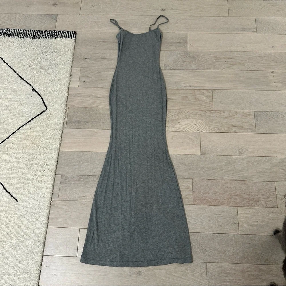 Skims Elegant Gray Maxi Dress - Picture 7 of 10